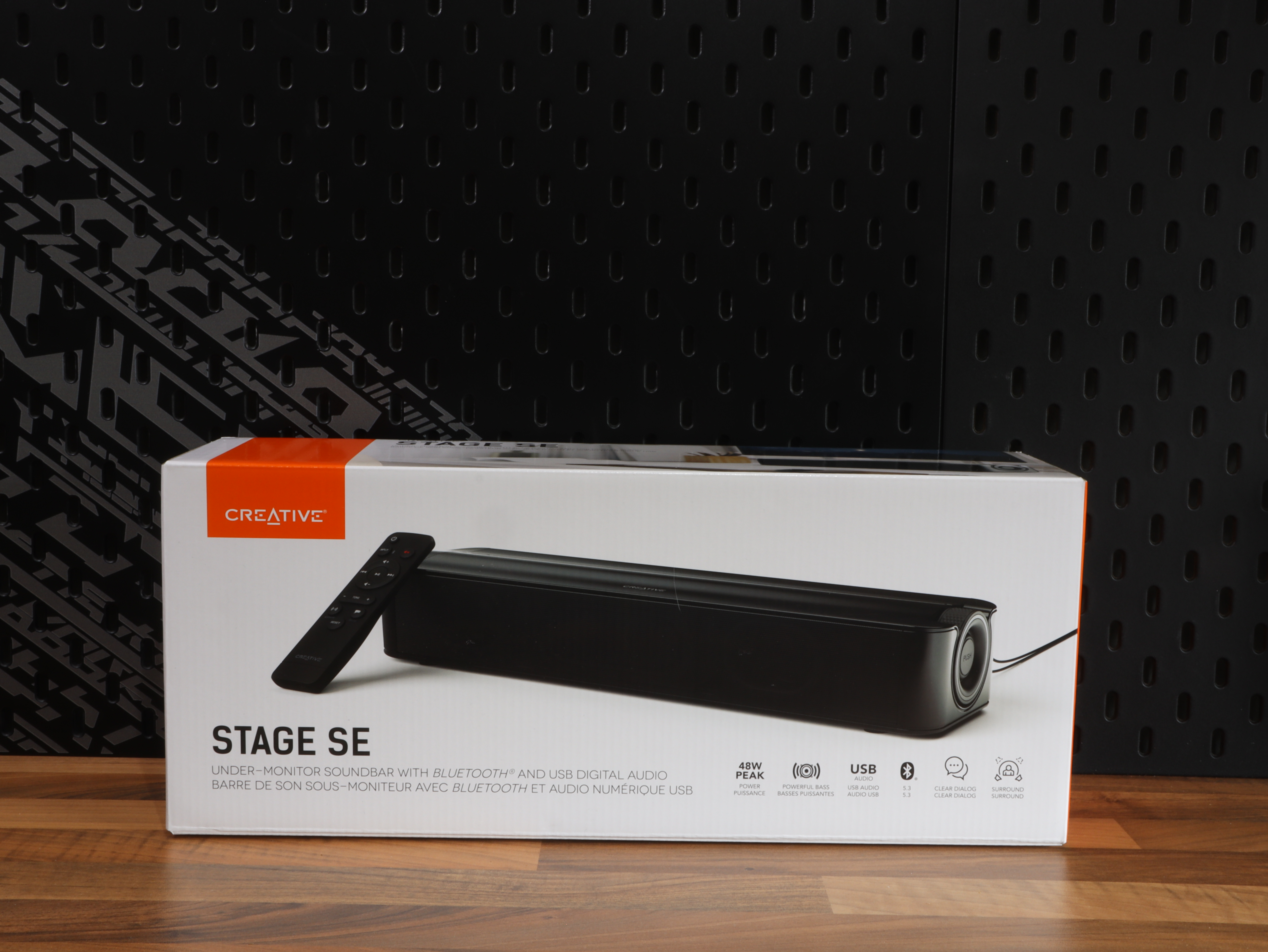 multifunctional SE game Creative Soundbar USB-C speaker entertainment Stage remote bluetooth.JPG